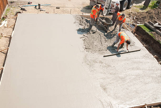Best Commercial Concrete Services in Tipp City, OH